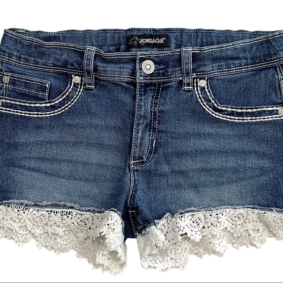 NWOT Girls Jordache Crochet Trim Denim Jean Shorts - Picture 2 of 16